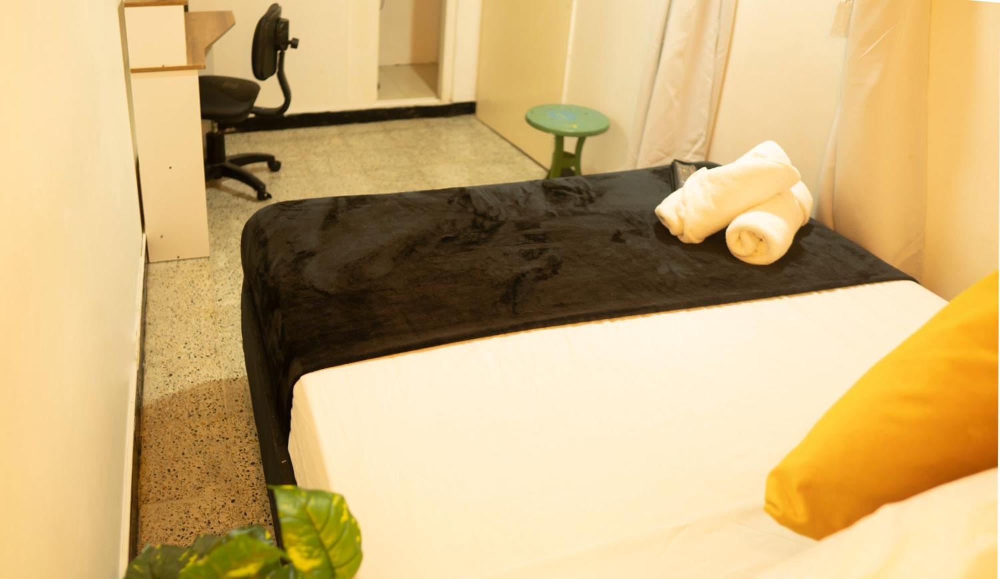 Africa House-Casa Hotel Laureles-La70 麦德林 外观 照片
