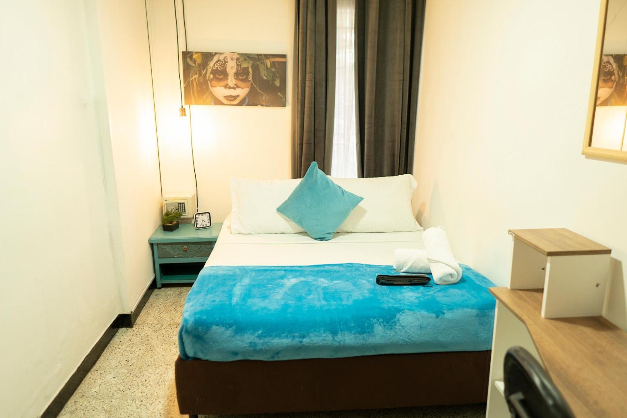Africa House-Casa Hotel Laureles-La70 麦德林 外观 照片