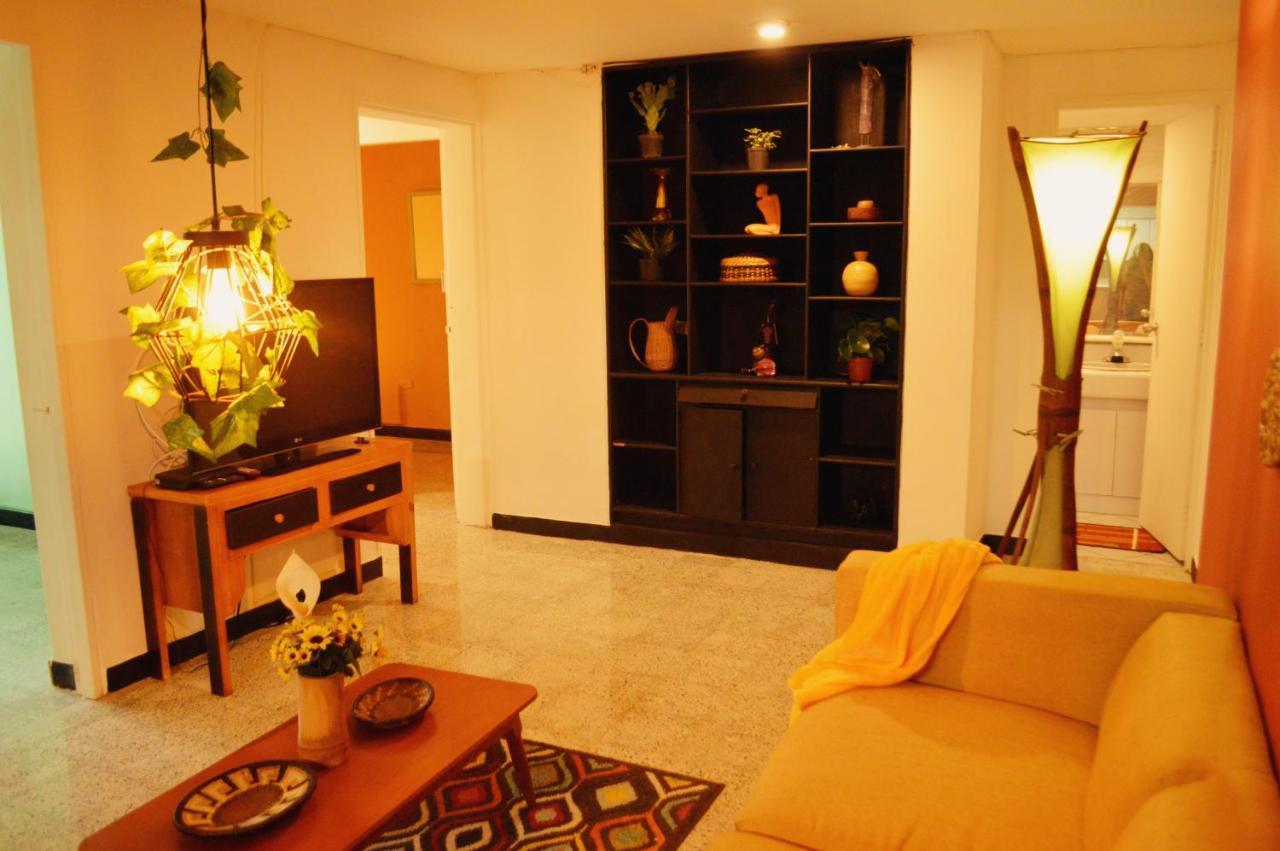 Africa House-Casa Hotel Laureles-La70 麦德林 外观 照片