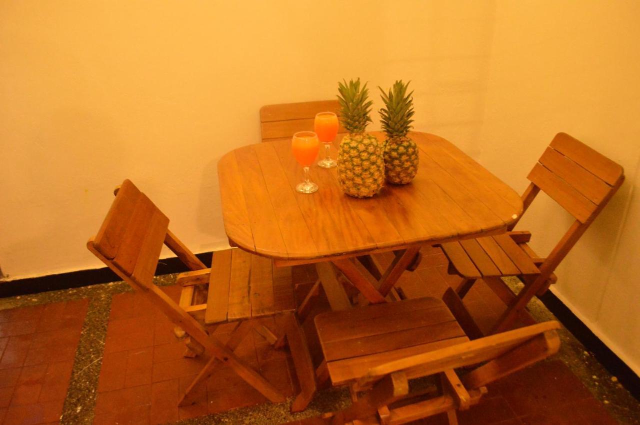 Africa House-Casa Hotel Laureles-La70 麦德林 外观 照片